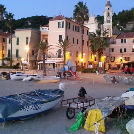 Holiday home Tipica Casa Ligure In Pietra - Centro - Typical Ligurian Stone House *