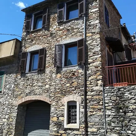 Holiday home Tipica Casa Ligure In Pietra - Centro - Typical Ligurian Stone House
